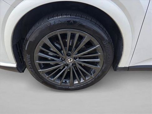 Used 2024 Lexus RX 350 Premium w/ Accessory Package (Z1) FWD image 17