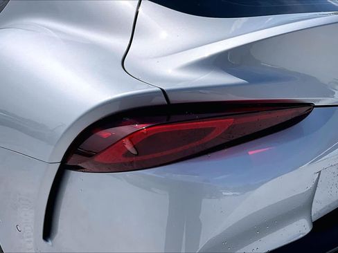 Used 2021 Toyota Supra Premium w/ Driver Assist Package image 25