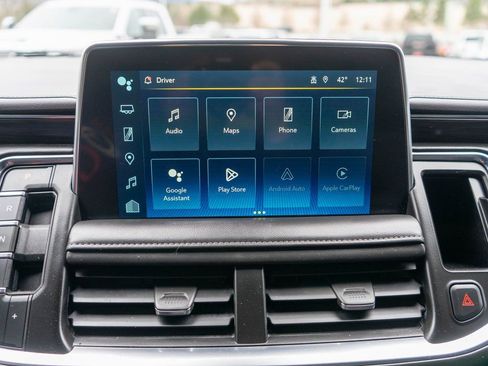 Used 2023 Chevrolet Suburban Z71 w/ Luxury Package image 26