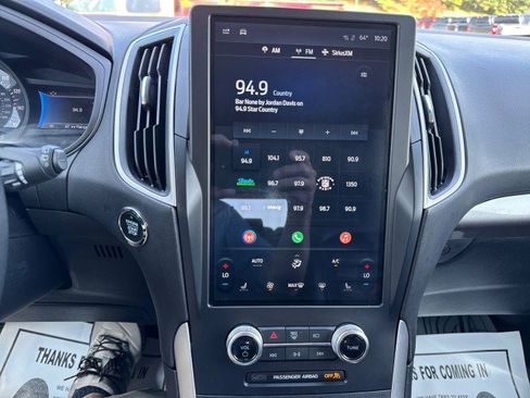 Used 2024 Ford Edge SEL image 15