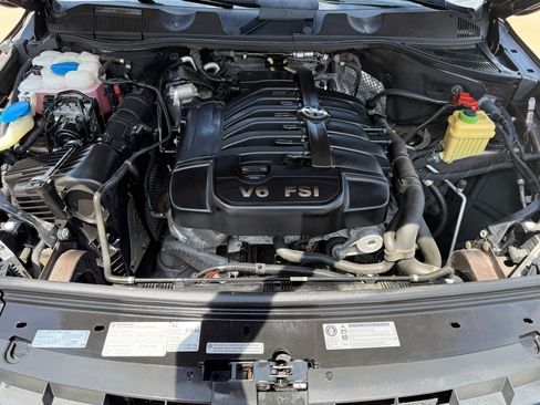 Used 2012 Volkswagen Touareg VR6 AWD/4WD image 26
