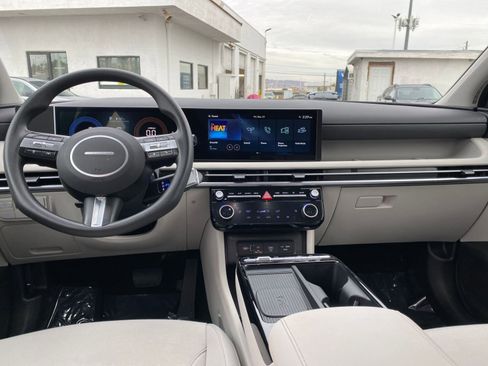 Used 2025 Hyundai Tucson Blue image 33