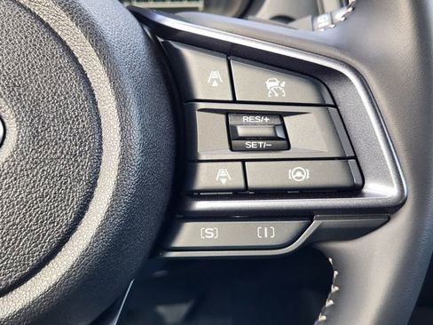 Used 2025 Subaru Forester Limited image 31