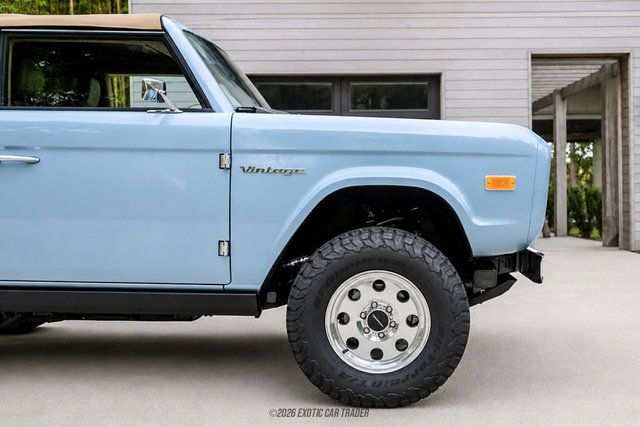 Used 2025 Ford Bronco Badlands AWD/4WD image 11
