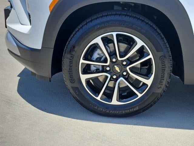 New 2026 Chevrolet TrailBlazer LT w/ Driver Confidence Package FWD image 32