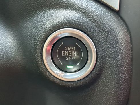 Used 2020 Chevrolet Silverado 1500 LT Trail Boss image 28