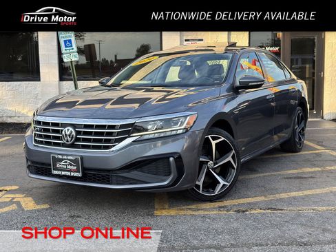 Used 2020 Volkswagen Passat 2.0T R-Line FWD image 1