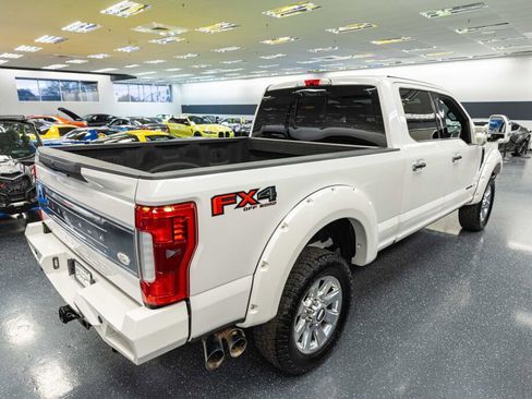 Used 2017 Ford F250 Platinum w/ Platinum Ultimate Package image 7