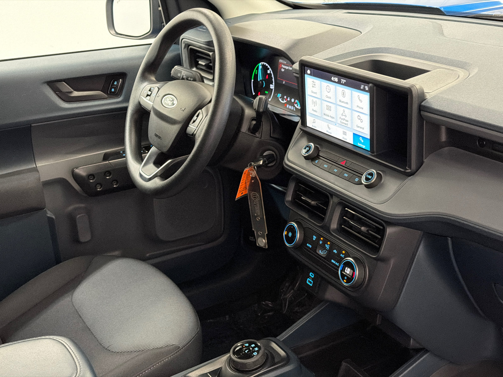 Used 2022 Ford Maverick XL FWD image 9