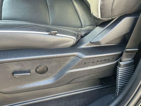 Used 2023 Ford F150 Lightning XLT image 33