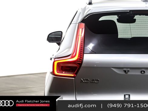 Used 2024 Volvo XC40 Recharge Ultimate image 14