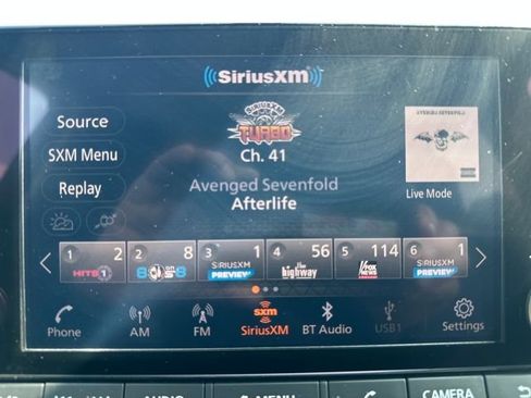 Used 2023 Nissan Rogue SV image 16