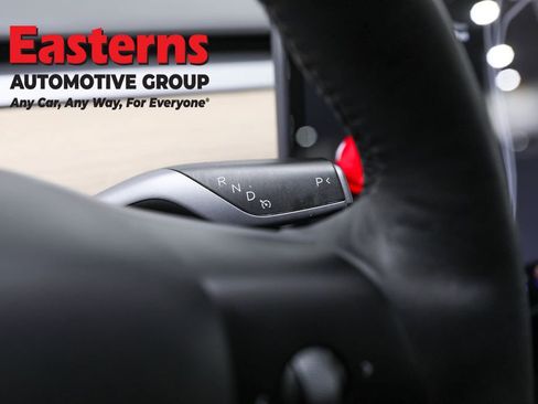 Used 2021 Tesla Model Y 2WD image 13