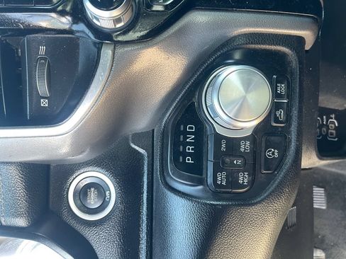 Used 2023 RAM 1500 Laramie AWD/4WD image 21