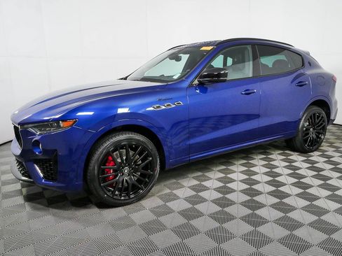 Used 2022 Maserati Levante Modena AWD/4WD image 29