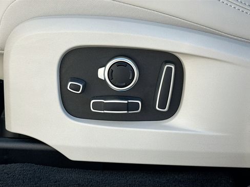 New 2026 Jaguar F-PACE R-Dynamic S image 25