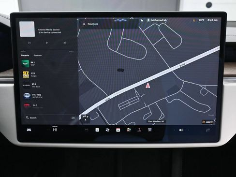 Used 2022 Tesla Model X AWD/4WD image 26