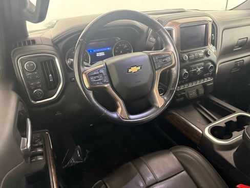 Used 2023 Chevrolet Silverado 2500 High Country w/ Technology Package image 18