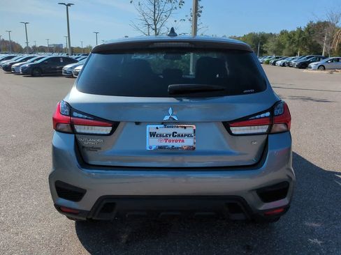 Used 2025 Mitsubishi Outlander Sport SE image 5