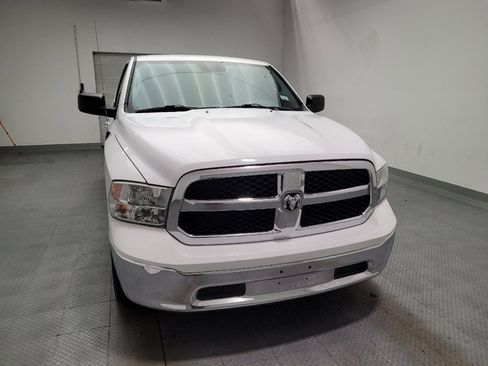 Used 2017 RAM 1500 Classic SLT RWD image 14