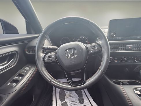 Used 2024 Honda HR-V Sport image 11