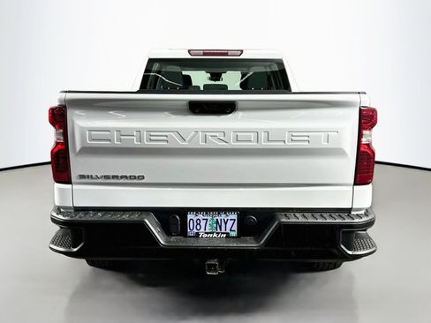 Used 2023 Chevrolet Silverado 1500 W/T w/ Z71 Off-Road Package AWD/4WD image 7