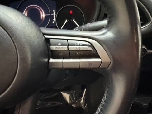 Used 2021 MAZDA MAZDA3 s FWD image 24