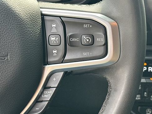 Used 2025 RAM 1500 Big Horn AWD/4WD image 29