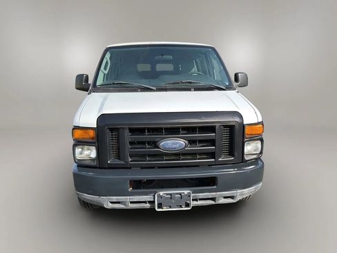 Used 2009 Ford E-350 and Econoline 350 Extended Super Duty RWD image 2