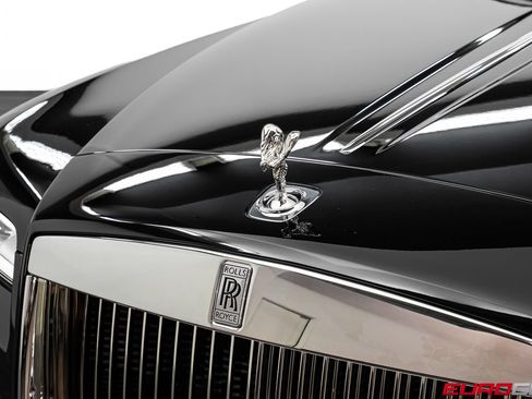 Used 2019 Rolls-Royce Wraith RWD image 10