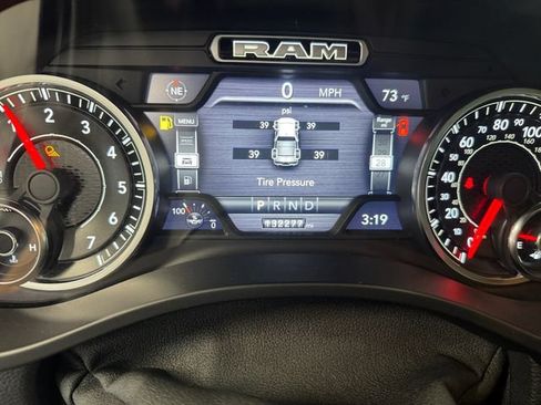 Used 2019 RAM 1500 Big Horn AWD/4WD image 2