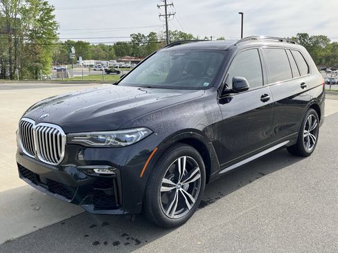 Used 2019 BMW X7 xDrive50i w/ M Sport Package image 5