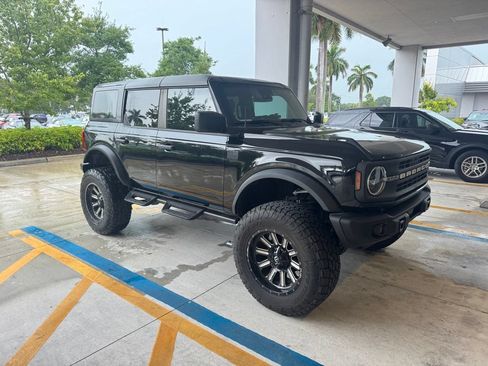 Used 2024 Ford Bronco Black Diamond AWD/4WD image 5
