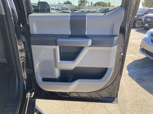 Used 2017 Ford F150 XLT image 22
