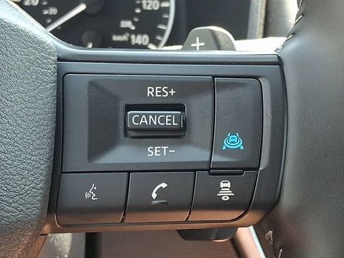 Certified 2026 Nissan Rogue SV FWD image 23