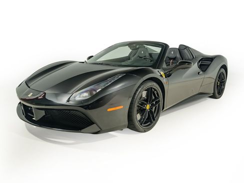Certified 2018 Ferrari 488 Spider RWD image 14