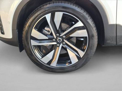 Used 2026 Volvo XC40 B5 Ultra w/ Protection Package Premier AWD/4WD image 21