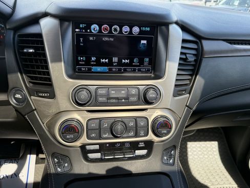 Used 2018 GMC Yukon Denali w/ Open Road Package AWD/4WD image 28