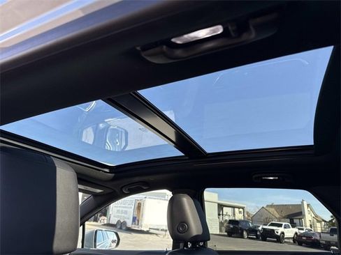 Used 2023 Cadillac XT5 Sportv image 18