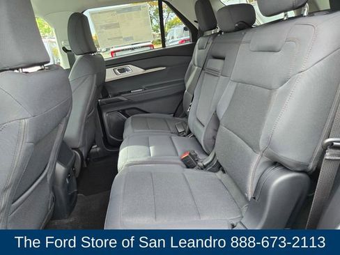 New 2026 Ford Explorer Active image 13