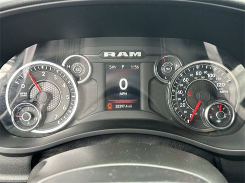 Used 2024 RAM 2500 Big Horn w/ Sport Appearance Package image 11