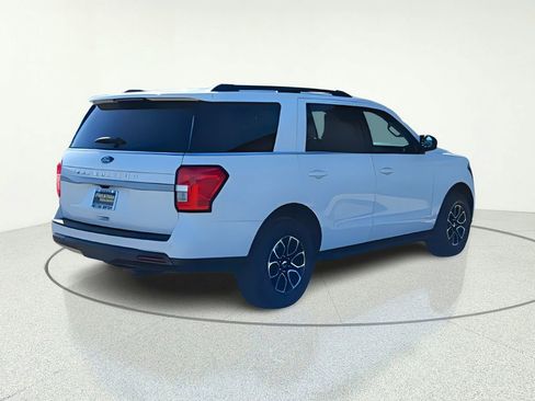 Used 2022 Ford Expedition XL AWD/4WD image 8