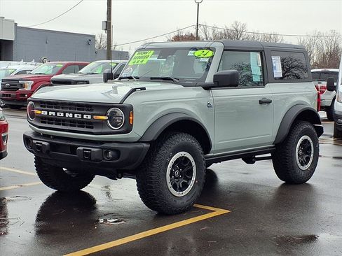 Used 2024 Ford Bronco Black Diamond w/ Sasquatch Package image 1