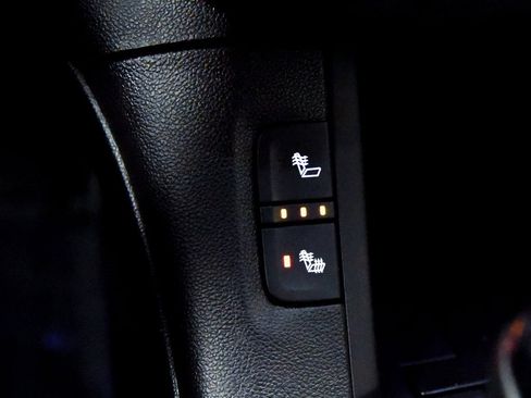 Used 2019 GMC Acadia SLE image 22