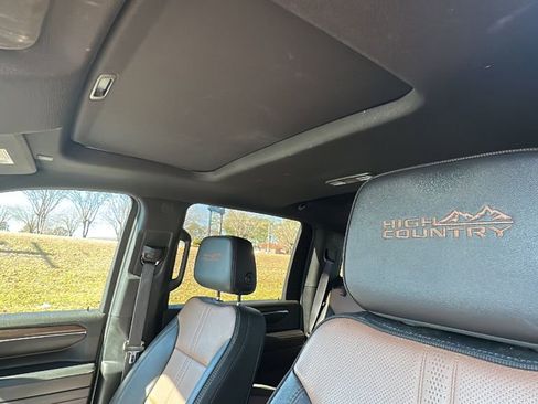 Used 2024 Chevrolet Silverado 2500 High Country w/ High Country Premium Package image 14