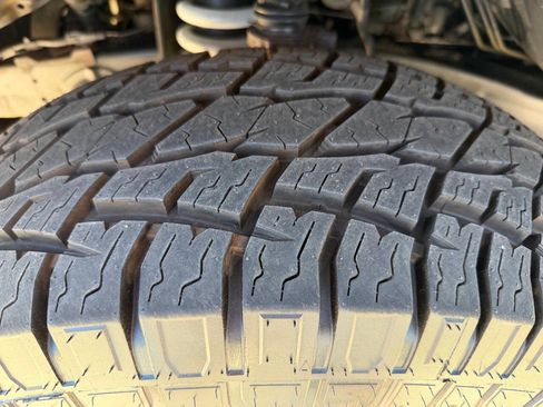 Used 1999 Toyota 4Runner SR5 AWD/4WD image 23