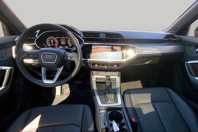 Used 2024 Audi Q3 2.0T Premium Plus AWD/4WD image 15