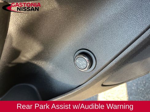 Used 2023 Chevrolet Blazer LT w/ Convenience Package image 15