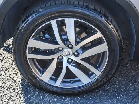 Used 2017 Honda Pilot Elite image 13