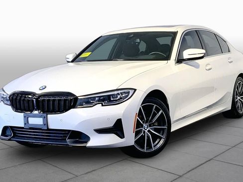 Used 2022 BMW 330i xDrive Sedan w/ Premium Package AWD/4WD image 1
